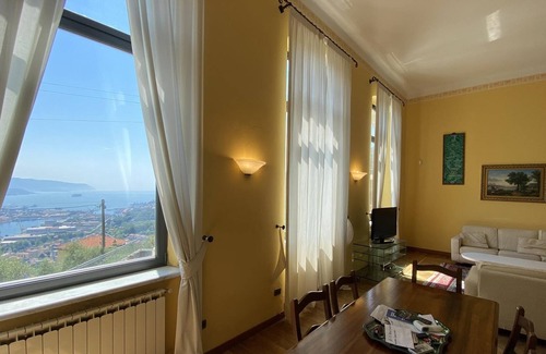 La Spezia Villa | Charming Villa 12 pax with private pool free WiFi sea view near Cinque Terre