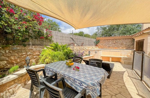 S Horta House | Charming Villa Can Xesquet