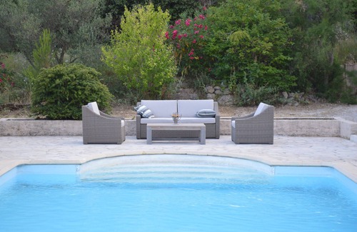 Pignans Villa | CHARMING VILLA WITH HEATED POOL FROM MAY TO OCTOBEREXCEPTIONAL VIEW