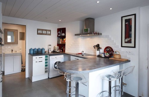 Les Portes-en-Re House | Charming Village Center Home with Fireplace and Modern Kitchen