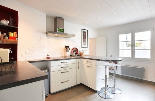 Les Portes-en-Re House | Charming Village Center Home with Fireplace and Modern Kitchen