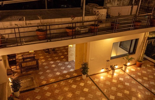 Jaipur Villa | Charming villa in amazing Jaipur with WiFi and AC