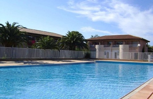 Saint-Cyprien Plage Ski Chalet | Charming villa in residence with swimming pool in St Cyprien!