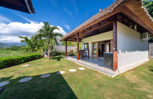 Kalisada Villa | Charming villa in gorgeous Buleleng ricefield and mountain view