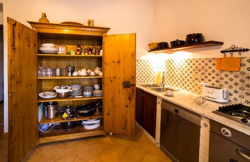 Termini Imerese Villa | Charming Villa by the sea, wifi and cooking class free!