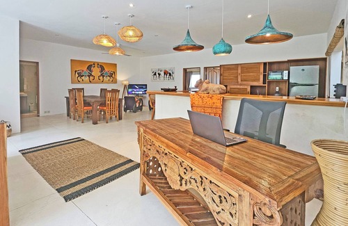 Padonan Villa | CHARMING VILLA JAVANEE IN CANGGU 15 MIN FROM BEACH