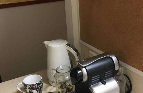 Mooloolaba Villa | Charming villa with WiFi and AC in serene Mooloolaba Beach