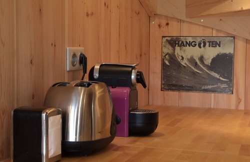 Le Canon House | Charming wooden house