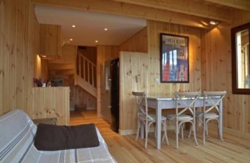 Le Canon House | Charming wooden house