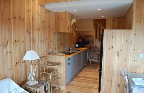 Le Canon House | Charming wooden house
