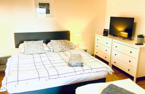 Horni Plana Cabin | Chata Adam u Lipna