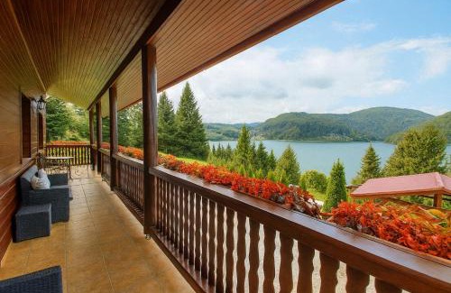 Dedinky House | Chata Jozefína - lake view