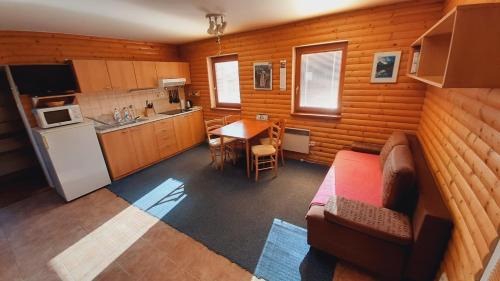 Terchova Cabin | Chata KRISTÍNA - bez kontaktu s ubytovateľom "Click 'n Sleep"