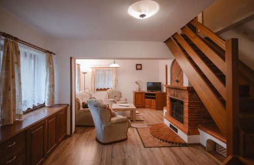 Stara Lesna Ski Chalet | Chata Lesana