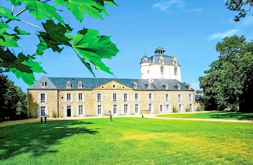 Erdeven Apartment | Chateau de Keraveon by Interhome