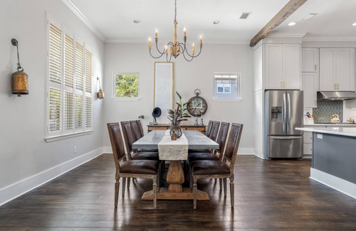 Biloxi House | Chateau De La Mar - walk to Downtown Ocean Springs & beach w/POOL!