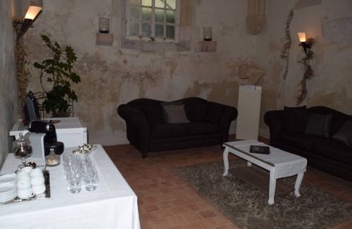 Saincaize-Meauce Hotel | Chateau Le Sallay