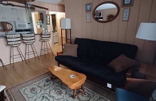 Tofte Condo | Chateau LeVeaux Unit 10