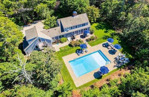 North Chatham House | Chatham Charm with Pool and Private Beach RPAM006