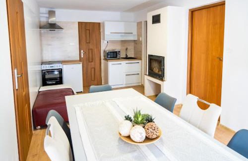 Trstena Cabin | Chatová osada Kotva Prístav