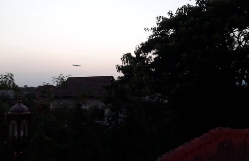 Pa Daet Bed & Breakfast | Chatters area Room, 1 stop travel service