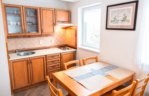 Tyn nad Vltavou House | Chaty Koloděje-modrý dům