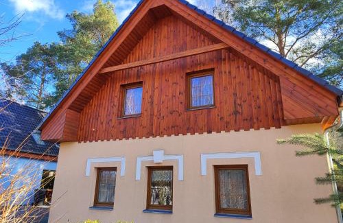 Tyn nad Vltavou House | Chaty Koloděje - oranžový dům