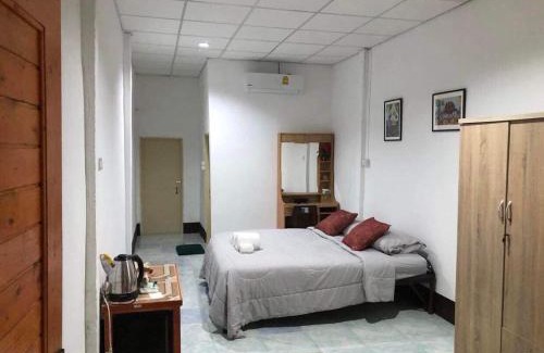 Pa Tan Apartment | Cheap rooms in Chiang Mai ห้องพักรายวันราคาถูกเชียงใหม่