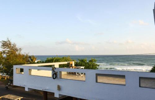Midigama East House | Cheeky Monkey Surf Camp
