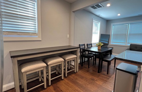 Fort Howard House | Cheerful 2 Home