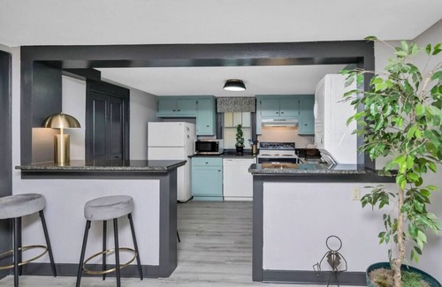 Earlewood House | Cheerful 2BR in Earlewood