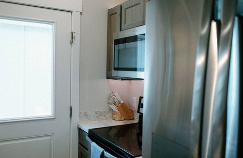 Billings House | Cheerful three-bed home in new neighborhood