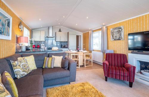 Leiston House | Chelsea Lodge - Aldeburgh Coastal Cottages