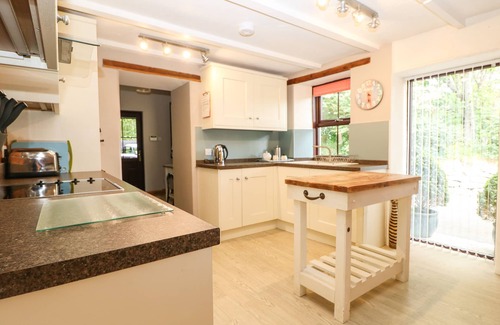 Mabe Cottage | CHENALLS COTTAGE, family friendly, with open fire in Helston