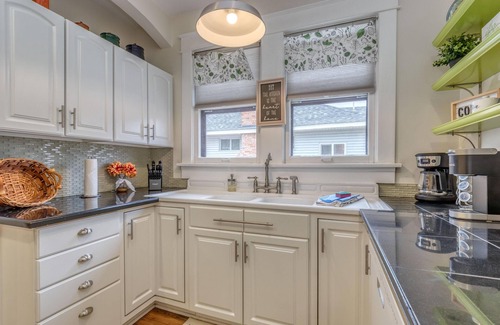 Fruita House | Cherry Blossom I: Downtown w/Fenced Yard for Dogs!