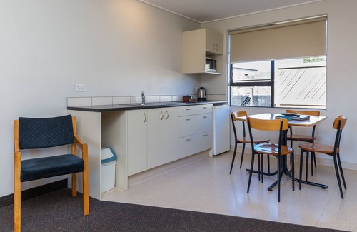 Blenheim Hotel | Cherylea Motel