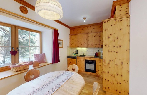 Samedan Apartment | Chesa Domiziana – In the Heart of Samedan