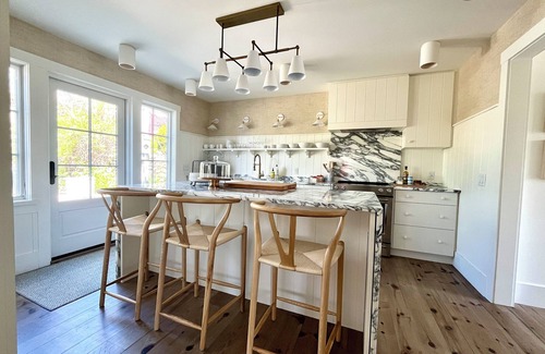 Chester House | Chester Village Gem – Elegant Coastal Retreat Sleeps 6