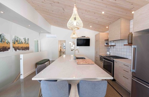 Baie-St-Paul Ski Chalet | Chez Annie 215: Panoramic Views, Spa & Trails