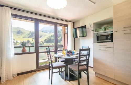 Chamrousse Apartment | Chez Lou - Proche Télécabine La Croix Chamrousse