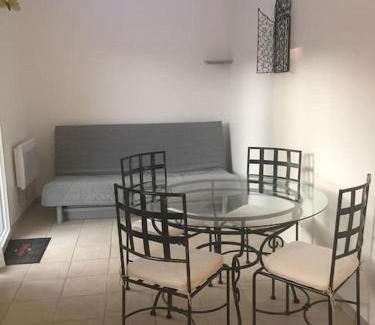 Saint-Andre-de-Cubzac Apartment | « Chez Nath et Chris »