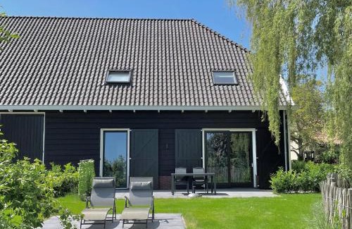 Wemeldinge House | Chezeehoeve - Wemeldinge