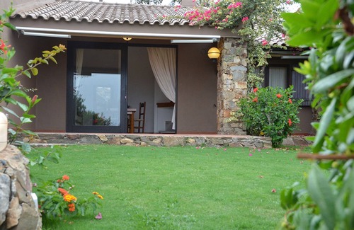 Chia House | CHIA PANORAMA HOUSE ON THE SEA