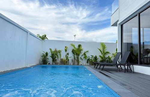 Wat Ket Villa | Chiang Mai near the old city brand new luxury single pool villa five-star villa B&B resort 4 bedrooms 5 bathrooms modern minimalist luxury decoration bring your luggage to stay
