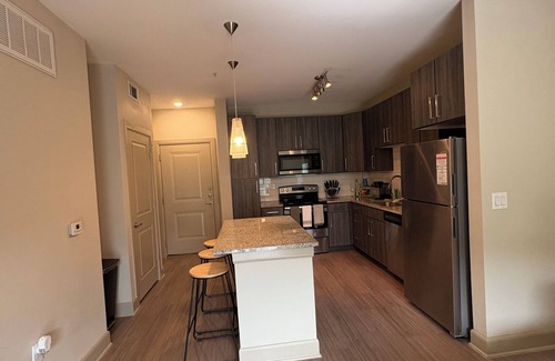 Northeast Houston Apartment | Chic 1-bedroom apartment with fitness room and AC in vibrant Houston