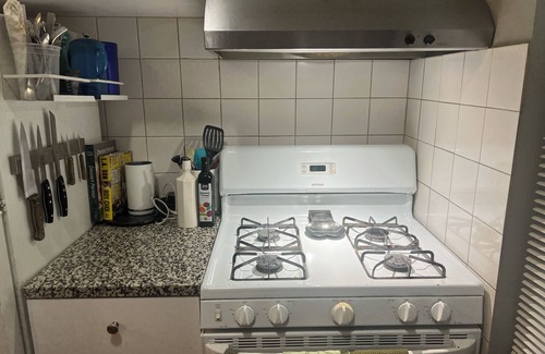 Queens Apartment | Chic 1 Bedroom in Prime Astoria