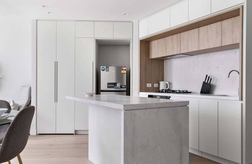 Melbourne Central Business District Apartment | Chic 2BR Apt Opposite Southern Cross, City Views