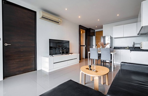 Nai Harn Apartment | Chic 2BR Loft near Nai Harn Beach A406