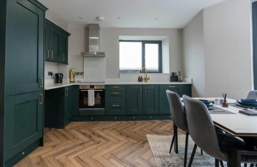 Portrush Apartment | Chic 37 West Luxury apt - Portrush