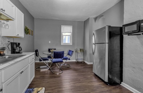 Allentown Apartment | ⭐CHIC BEAUTY IN ALLENTOWN HEART OF THE CITY ⭐